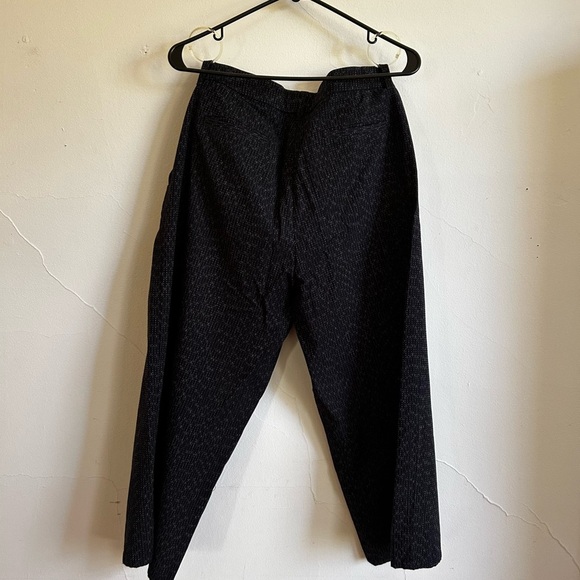 *Excellent Pre-Loved* Eileen Fisher Organic Cotton Black Textured Wide-Leg Pants - Picture 2 of 5